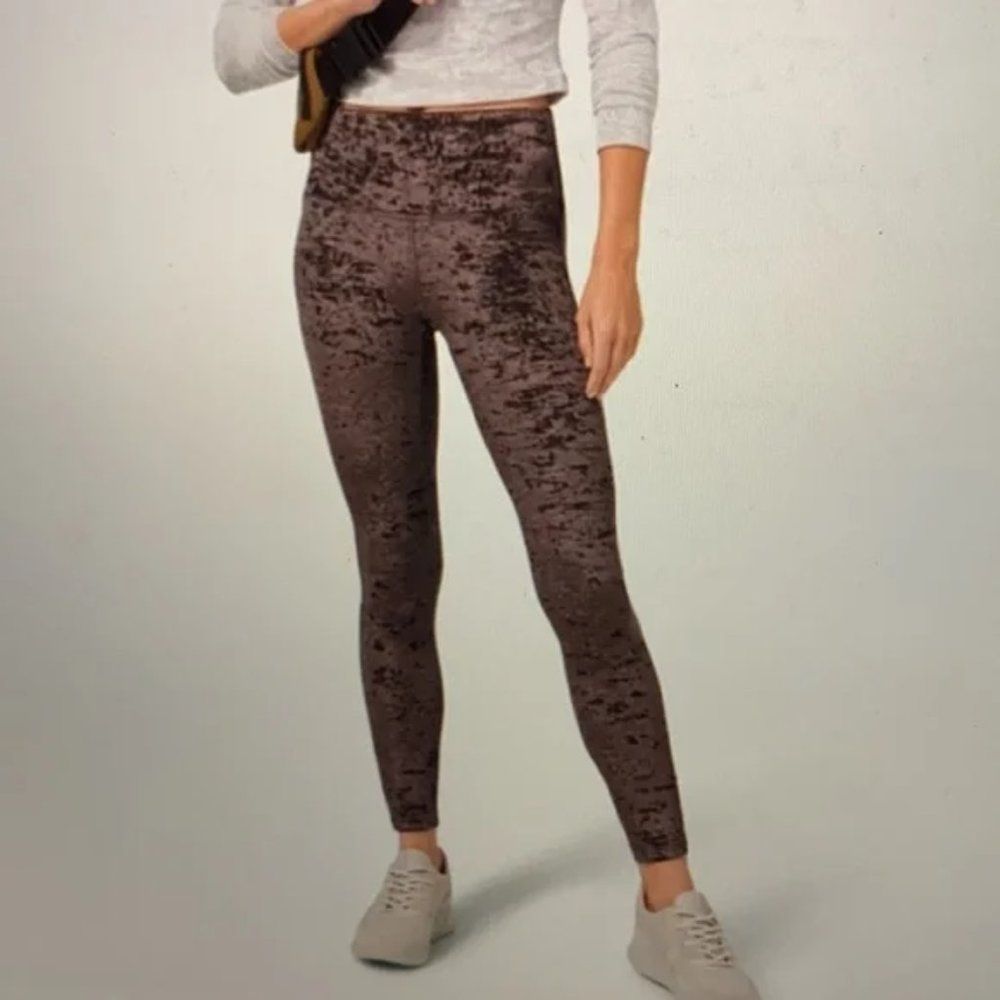 Lululemon Rare Brown Crushed Velvet Leggings  size 6